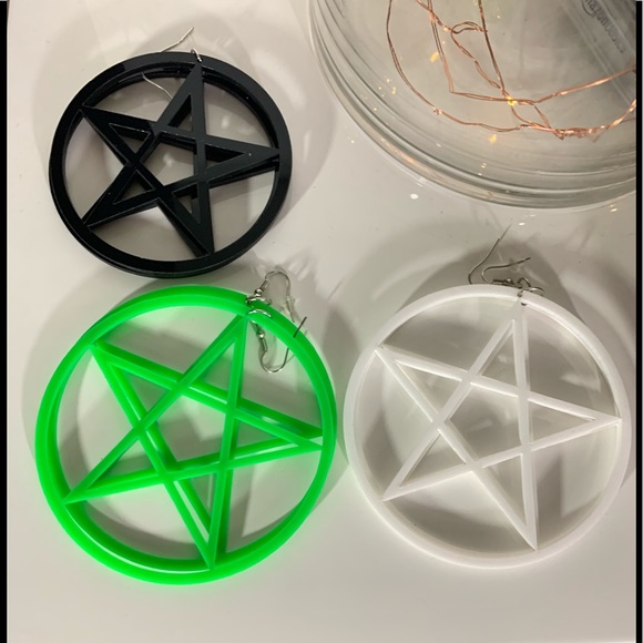 Jewelry - Bundle of Oversized Pentagram Earrings